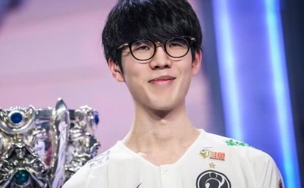 签名互动背 签名互动背